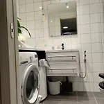 Large With Balcony - Downtown - Nearby Scandic Business Center Bus Stop Privat bolig *