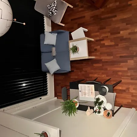 Large With Balcony - Downtown - Nearby Scandic Business Center Bus Stop * Stavanger