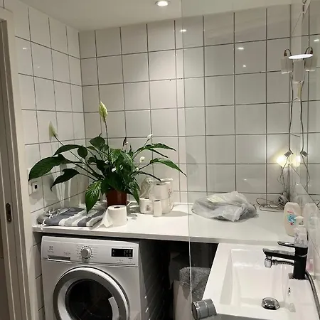 Séjour chez l'habitant Large With Balcony - Downtown - Nearby Scandic Business Center Bus Stop