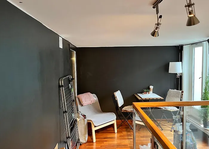 Large With Balcony - Downtown - Nearby Scandic Business Center Bus Stop