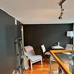 Large With Balcony - Downtown - Nearby Scandic Business Center Bus Stop